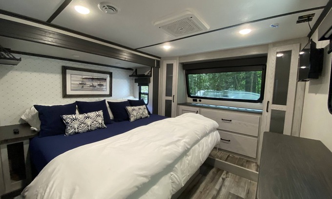 Kennebunkport House | Luxury RV get away near Kport