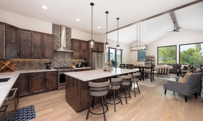 Silvercreek House | Luxury Ski-In/Out, 2 Family Rooms, Hot Tub, Views