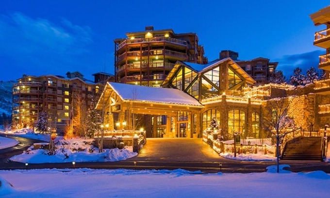 Park City Villa | Luxury Ski-in Ski-out Park City villa sleeps up to 8 guests in premier resort.