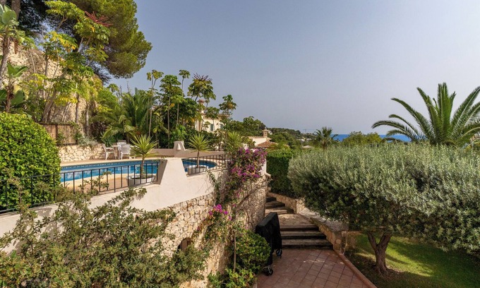 Benissa Coast Villa | Luxury spacious Villa close to golf course, beach, shops & restaurants