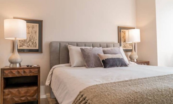 Zona 8 Apartment | Luxury Stay in zone 10 10% monthly discount