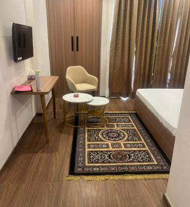 Greater Noida Apartment | Luxury Studio ITC