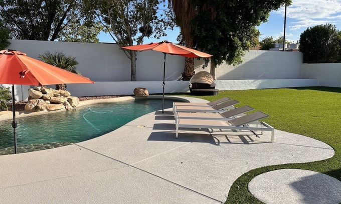 Arabian Crest House | LUXURY Sunny Days Scottsdale! Great Location+ NO FEE Heated Saltwater Pool!