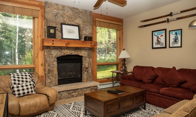 Keystone House | Luxury Townhome/Great Community Amenities/Private Patio