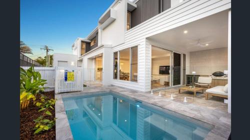 Maroochydore House | Luxury Townhouse Maroochydore