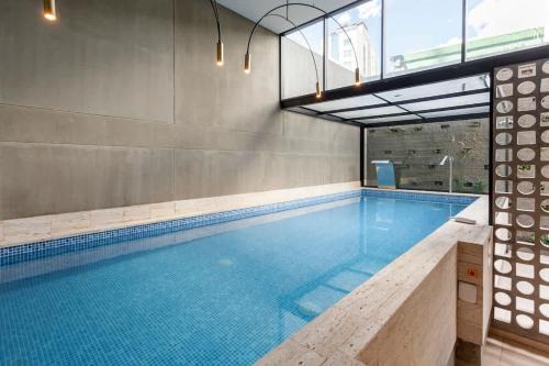 Calle 100 House | Luxury ultramodern in club house building with poolspa