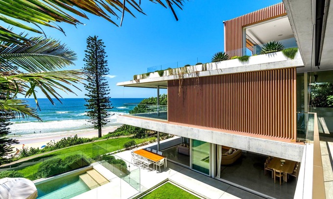 Bogangar House | Luxury Villas Caba Beach House (Walk to Beach)