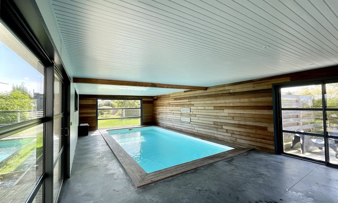 Plouescat Villa | Luxury villa 220 m2, Beach and GR 5min walk, indoor pool