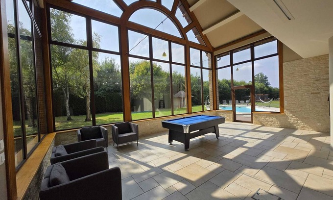 Vitrai-sous-Laigle House | Luxury villa: heated pool & nature