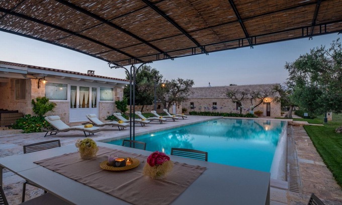 Castellana Grotte House | Luxury villa with private pool between Alberobello and Castellana Grotte