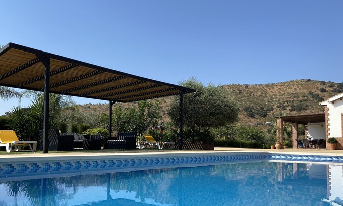 Casabermeja Villa | Luxury Villa Private Pool with Spectacular views and Free Wifi