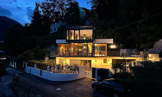 Schenna Villa | Luxury Villa with far-reaching views between Schenna and Meran. Extraordinary!