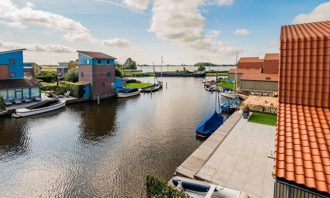 Heeg House | Luxury waterfront vacation home