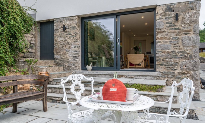 Brigsteer Cottage | Lyth Valley View at Broom Bank - Gorgeous Views, Dog-friendly