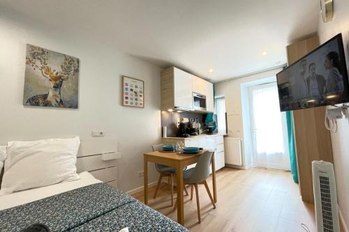 Quartier Centre Ville Apartment | M5 Cosy Massy proche Orly