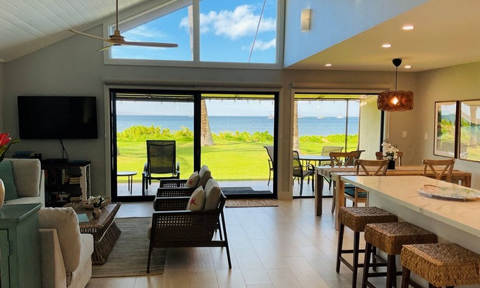 Kihei Condo | Ma'alaea Surf, Unit A4-2 BR Ground Floor Beachfront Condo, AC, Wi-Fi, Pool