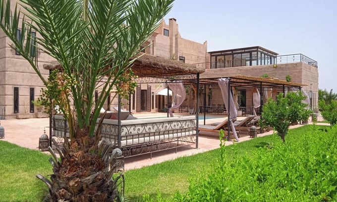 Oulad Hassoune Villa | Homerez - Spacious villa with pool near Marrakech