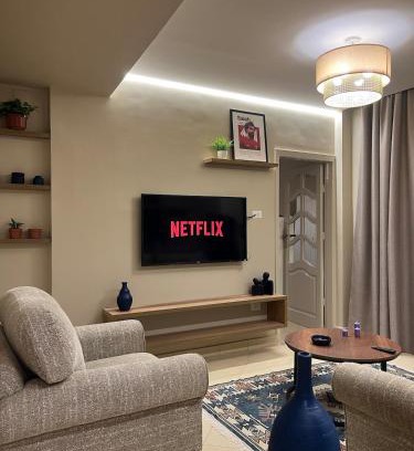Maadi Apartment | Maadi Sunny n Cozy blue escape