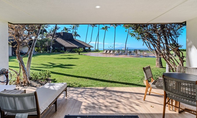 Kihei House | Maaleaa Surf C5 Oceanfront townhouse on miles of Sandy Beach