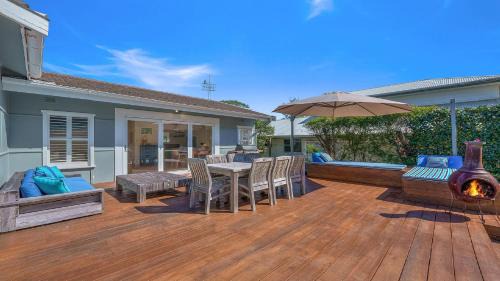 Macmasters Beach House | 'Macmasters Malibu' by HolidayCo