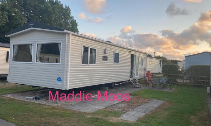 Blackpool Apartment | Maddie Moos