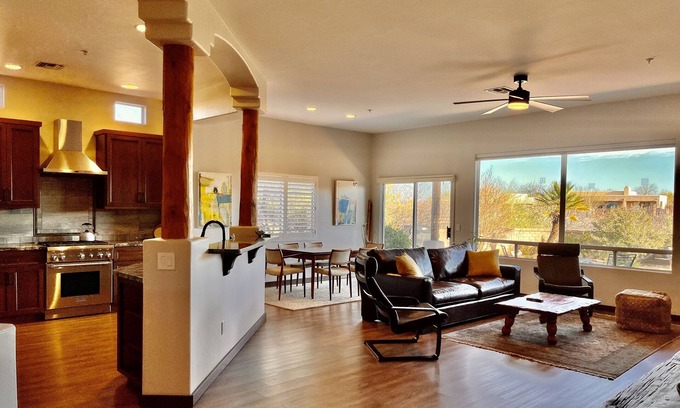 Madera Reserve House | Madera Canyon Home with GVR access.