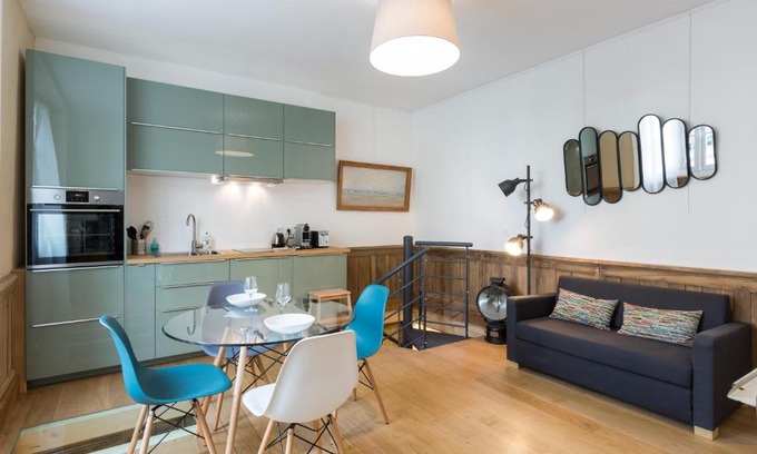 Colombier - Champ de Mars Apartment | Magenta by Cocoonr