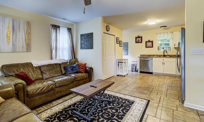 Wilmington House | Maggie's Midtown Bungalow