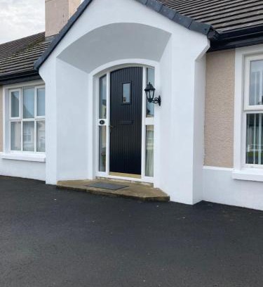 Portrush House | Magheraboy Cottage Portrush