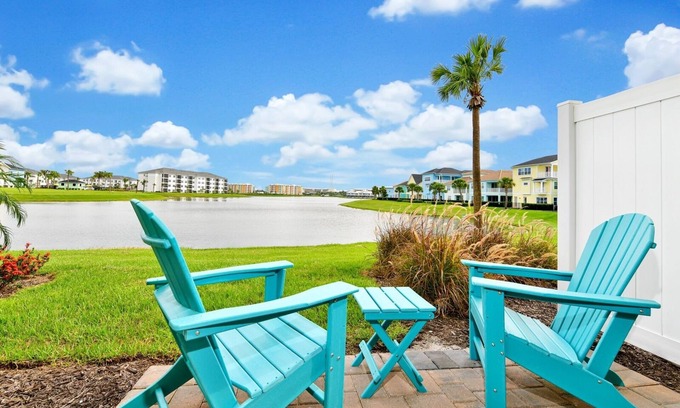 West Kissimmee House | Magical 2-bedroom townhome with waterviews and Disney fireworks
