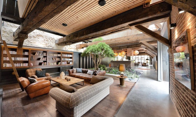 Chartrons House | Magnificent, 700-sq.m refurbished wine storehouse in central Bordeaux-Chartons