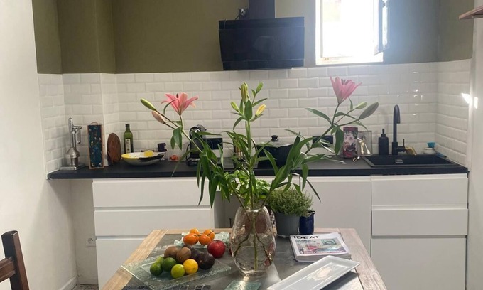 Sete Apartment | Magnificent apartment located in the heart of Sète (Canal Royal).