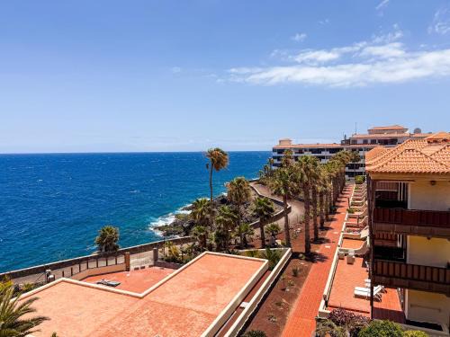 Arona Apartment | Magnificent Balcon with Sea and Pool View