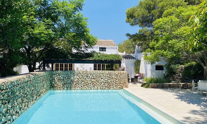 Mahon Ski Chalet | Magnificent country house with private pool, free WiFi