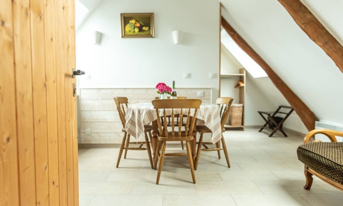 Meuvaines Apartment | Magnificent flat with countryside views