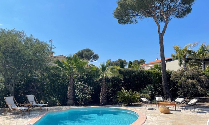 Boulouris-sur-Mer House | Magnificent house with all comforts, swimming pool, air-conditioning, close to beach and golf course.