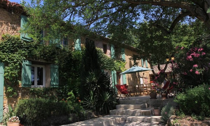 Mondragon Other | Magnificent Provençal House "Mas" - Lush Greenery