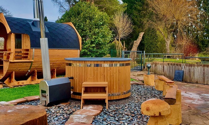 Provencheres-et-Colroy Cottage | Magnificent Retreat in Vosges: Sauna, Hot Tub, Park, and More!