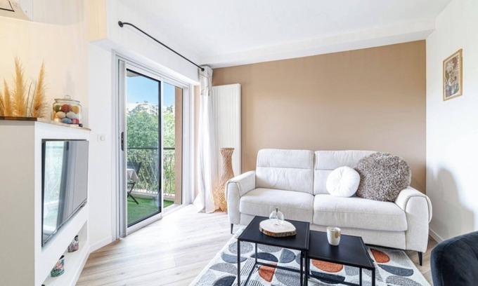 Le Cannet Apartment | Magnificent studio in Cannes - A stone's throw from the sea