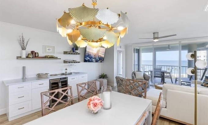 Park Shore Condo | Magnificent views of the Gulf & Clam pass!- WS0804