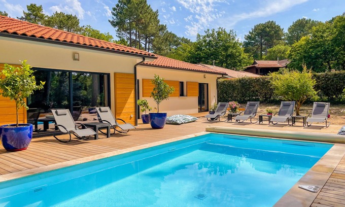 Biscarrosse Villa | Magnificent villa with swimming pool