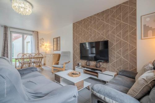 Villeneuve-le-Comte Apartment | Magnifique maison avec jardin - proche Disney - 6p