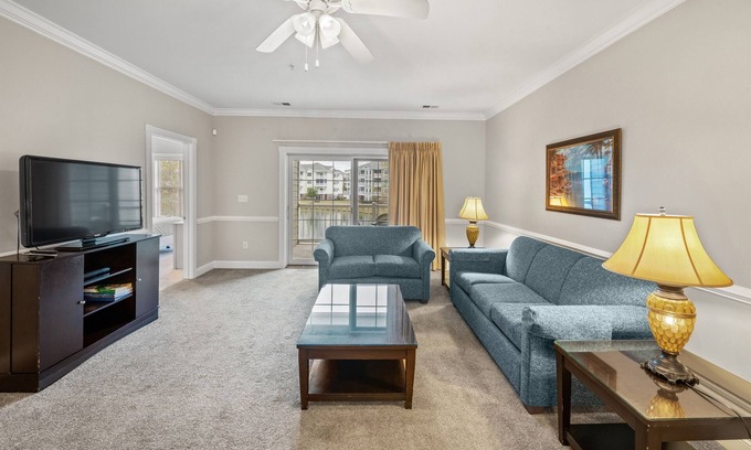 Central Myrtle Beach Condo | Magnolia Pointe 203 2nd floor w/elevator, pool