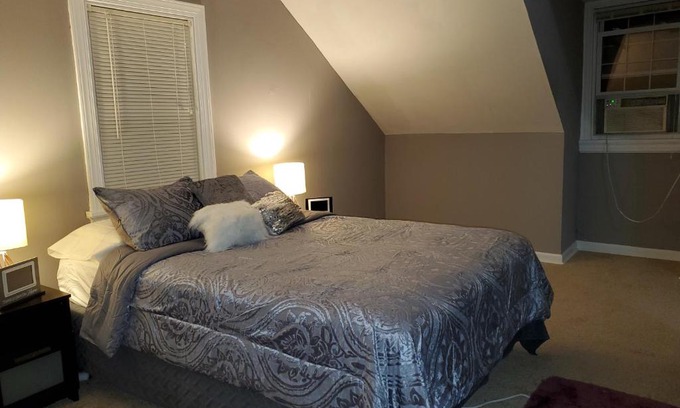 Mosby House | Magnolias
