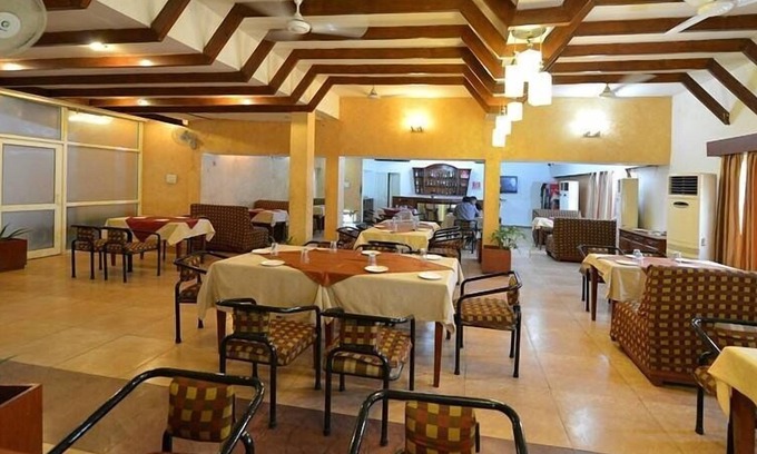 Faridabad Hotel | Magpie Tourist Resort