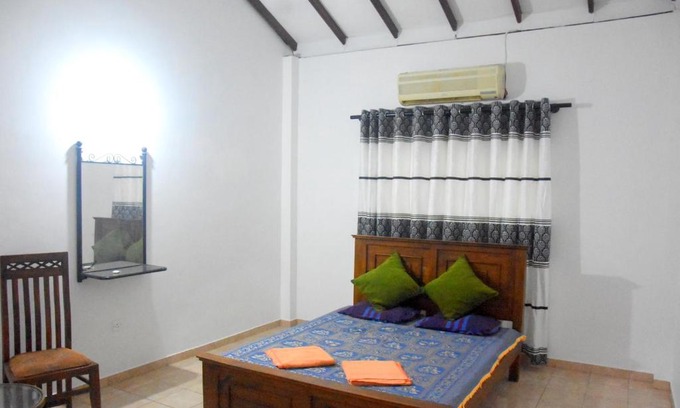 Erewwala House | Maharagama Shehan Hotel