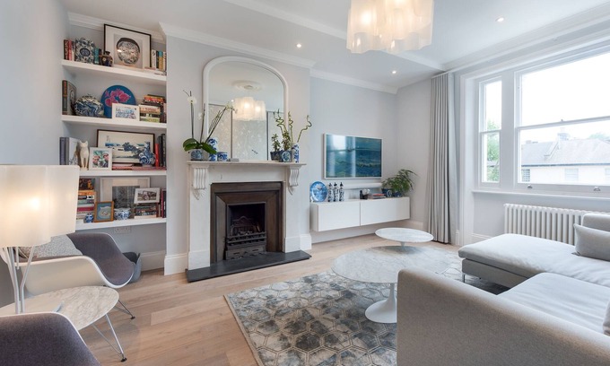 Little Venice Apartment | Maida Vale Elegance - Two Bedroom Apartment, Sleeps 6