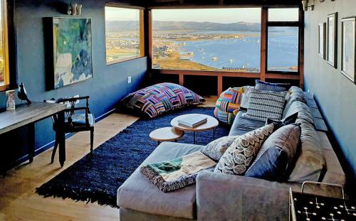Paradise Apartment | Main House - Maison Mahogany - 100sqm design with lagoon view and jacuzzi