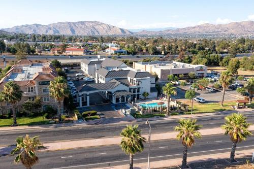 Moreno Valley Hotel | MainStay Suites Moreno Valley Near March Air Reserve Base