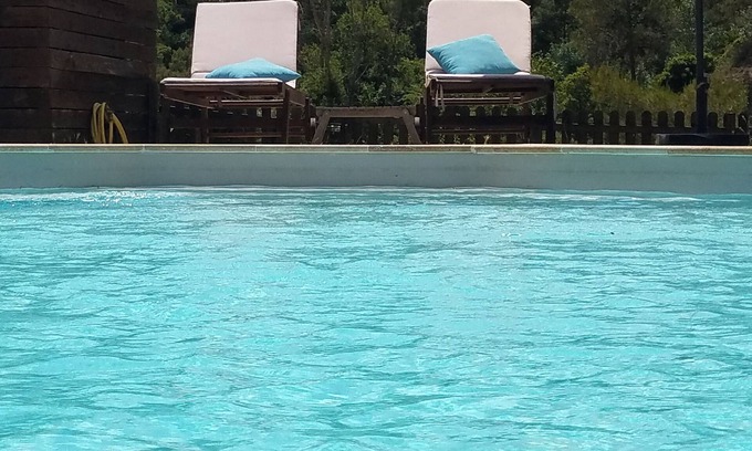 Cannes-et-Clairan House | Maison 6 Personnes Avec Piscine, Entre mer et Montagne